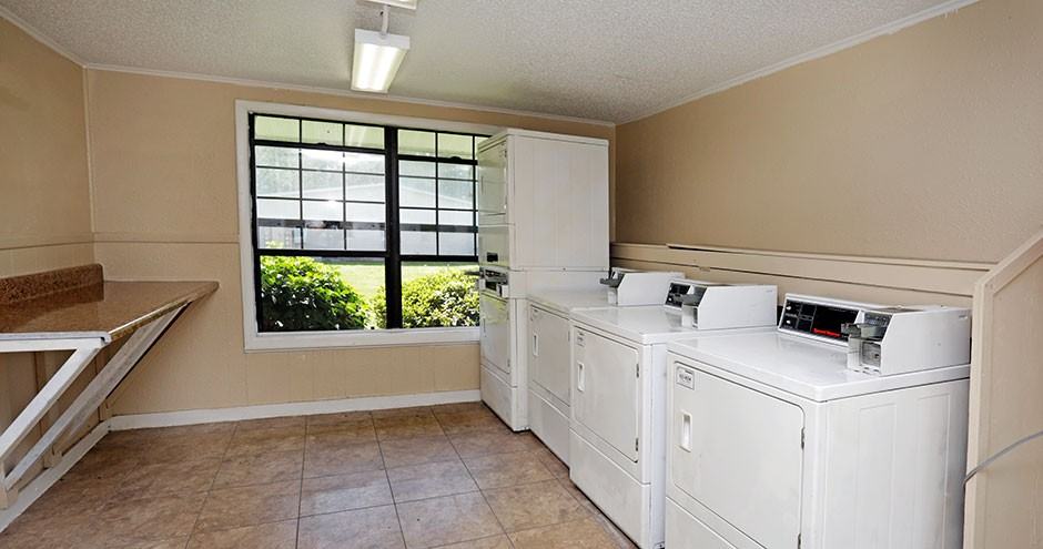 Stonewood - Photo 6 of 8