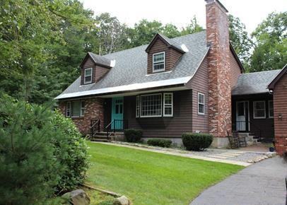 72 Sanborn Rd - Photo 2 of 35