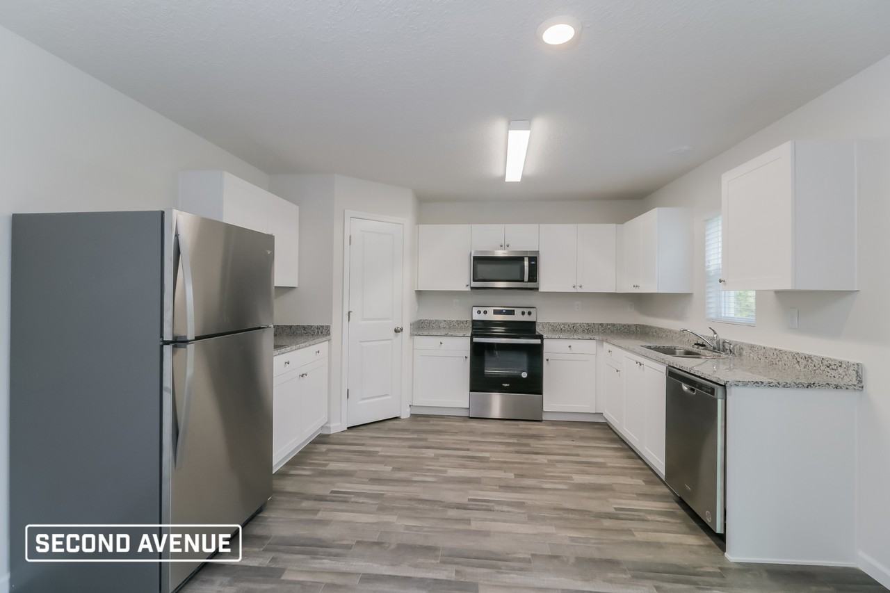 2315 W Striblin Dr - Photo 3 of 16