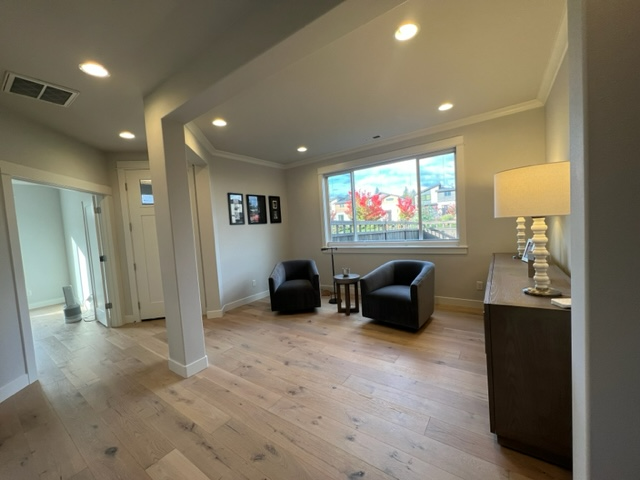 22950 Se Evergreen St - Photo 3 of 26