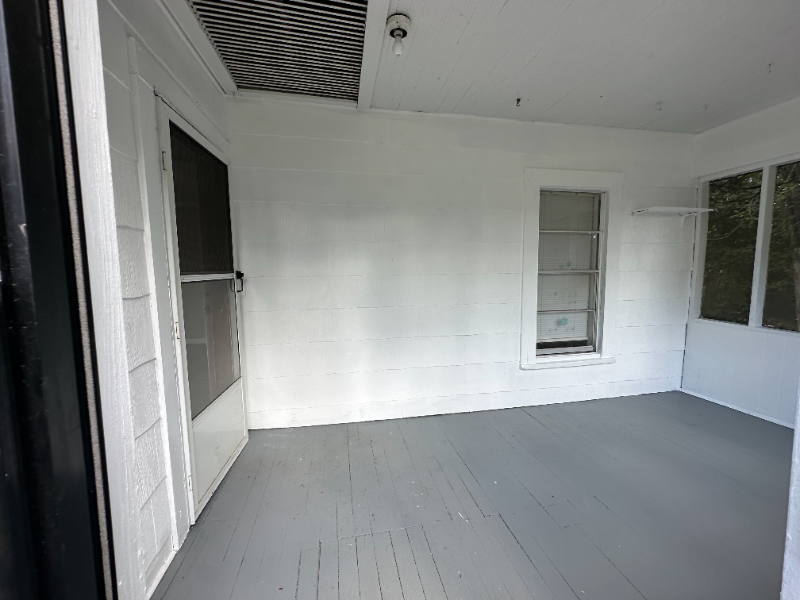 417 Broad St - Photo 2 of 10