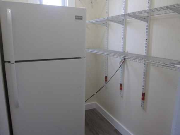 9 Inwood St #3 - Photo 3 of 11