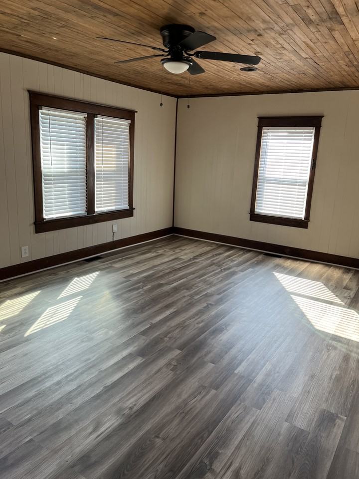 108 2nd St #NA - Photo 3 of 12