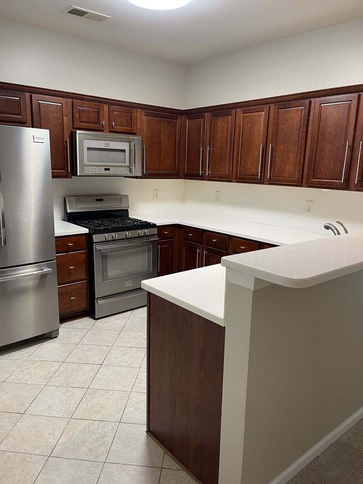 265 Riverstone Pl #265 - Photo 2 of 11