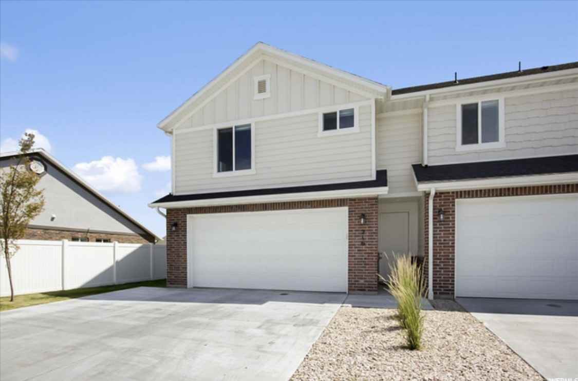 2714 S 2250 W #216 - Photo 3 of 19