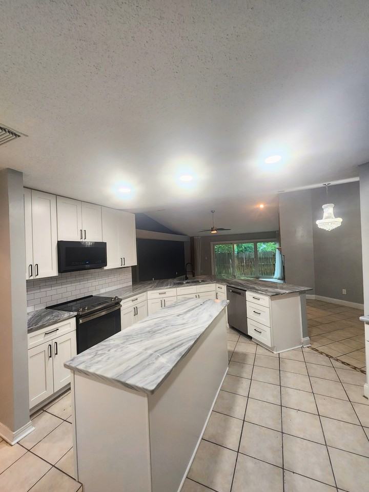 11657 Brush Ridge Cir N #NA - Photo 2 of 20