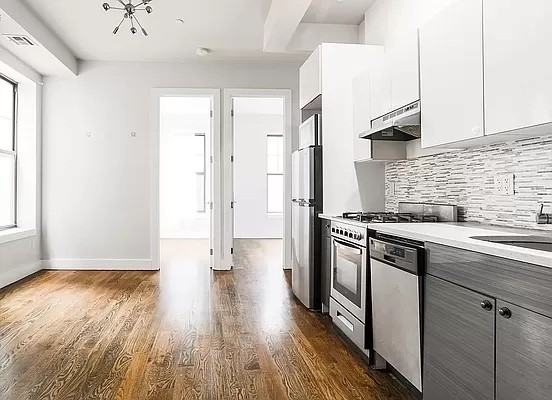 144 Woodruff Ave #3A