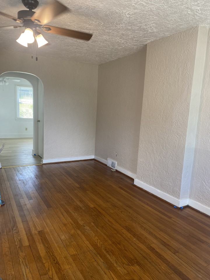 328 College Ave #328 - Photo 3 of 13