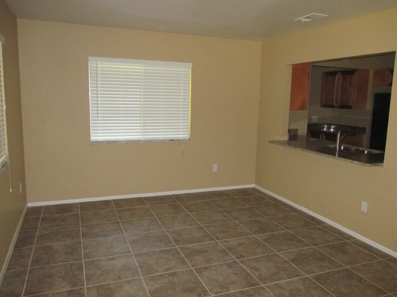 912 Gatewood Ct NE - Photo 3 of 19