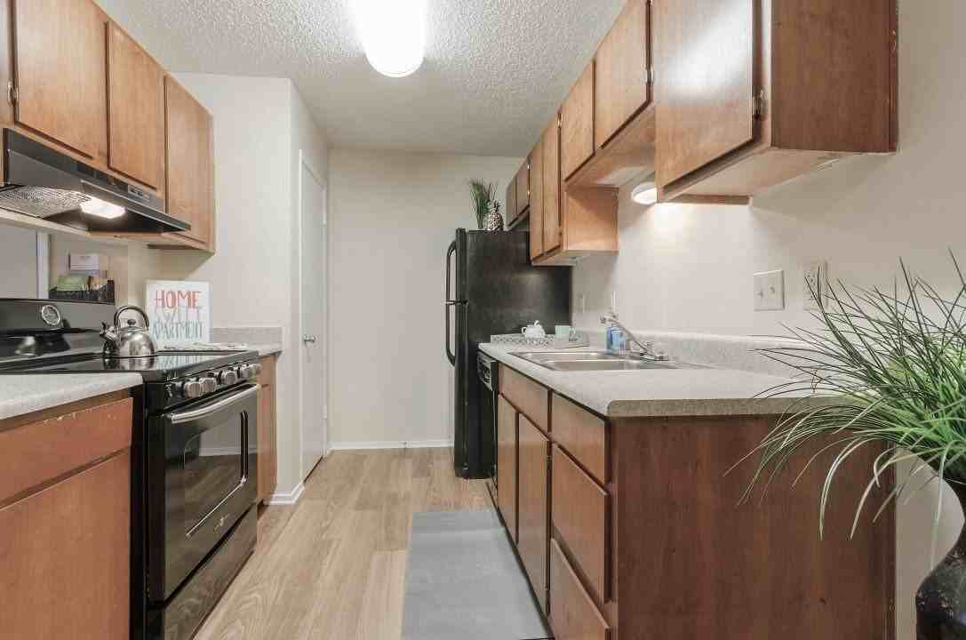 Arbors Of Corsicana - Photo 3 of 21