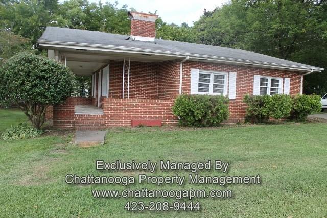 101 E School St - Photo 2 of 20