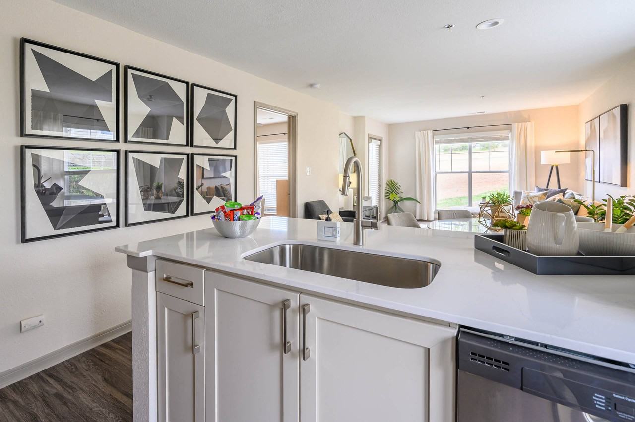 Ashford Green - Photo 2 of 14