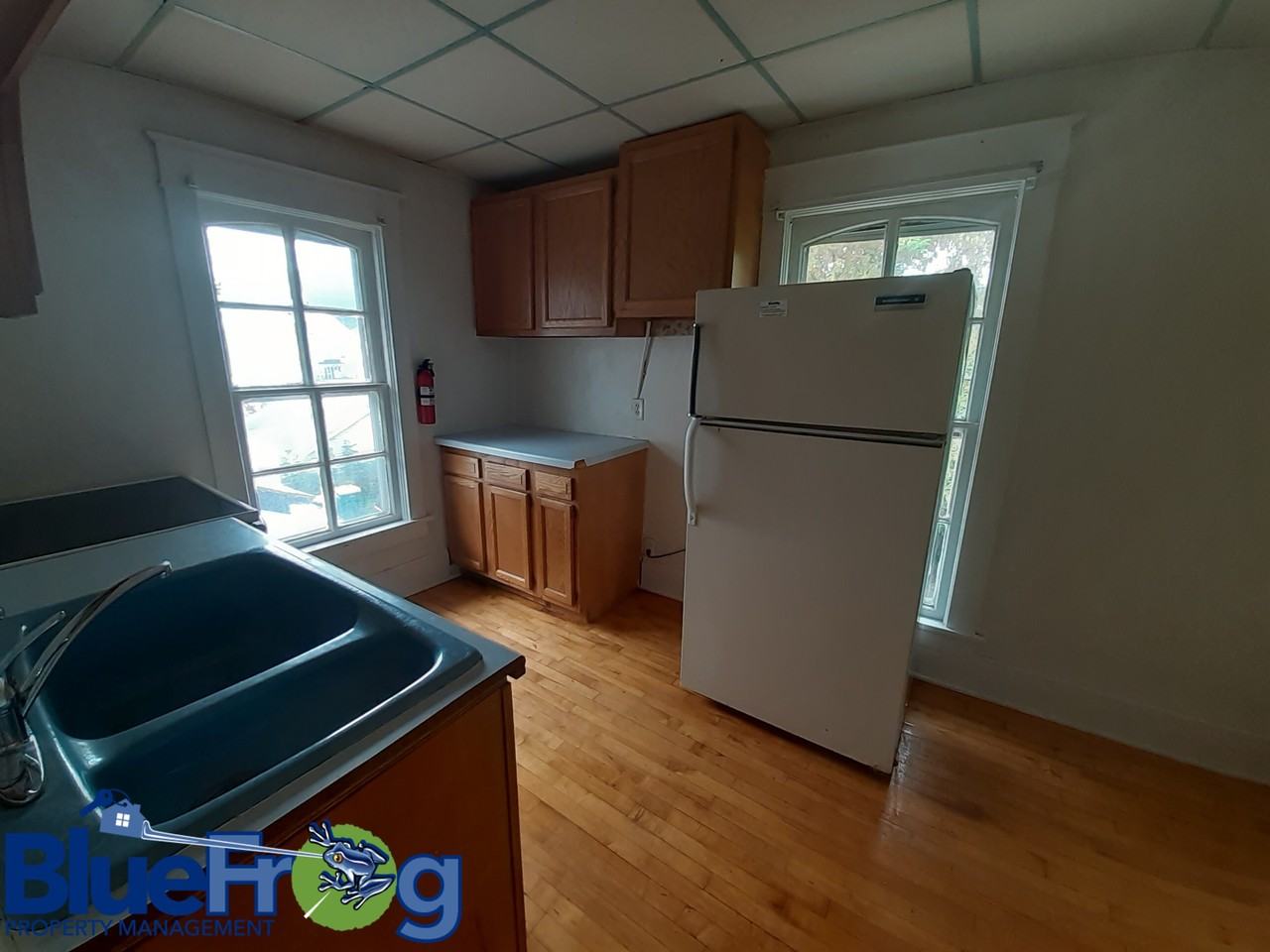 326-328 South Main Street - 328 Upper #328UPPER - Photo 2 of 6