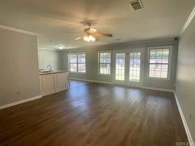 21 Windsor Park Dr - Photo 2 of 23