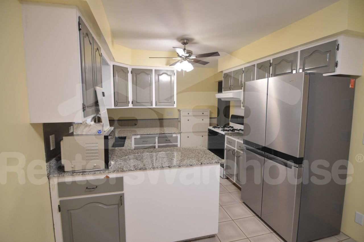 3801 39th Ave S - Photo 2 of 10