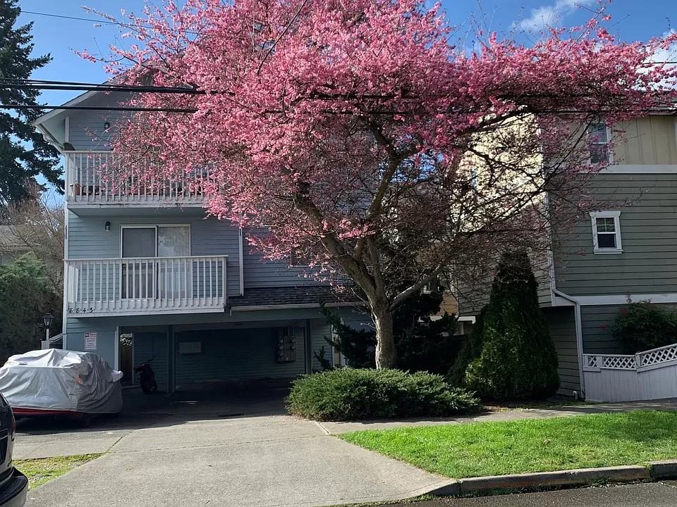 Beachler Apartments - Photo 2 of 20