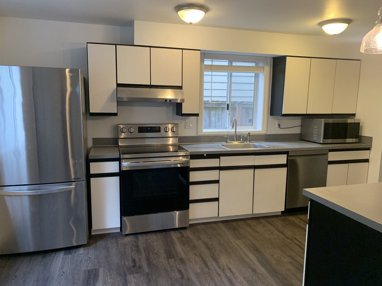 Beachler Apartments - Photo 7 of 20