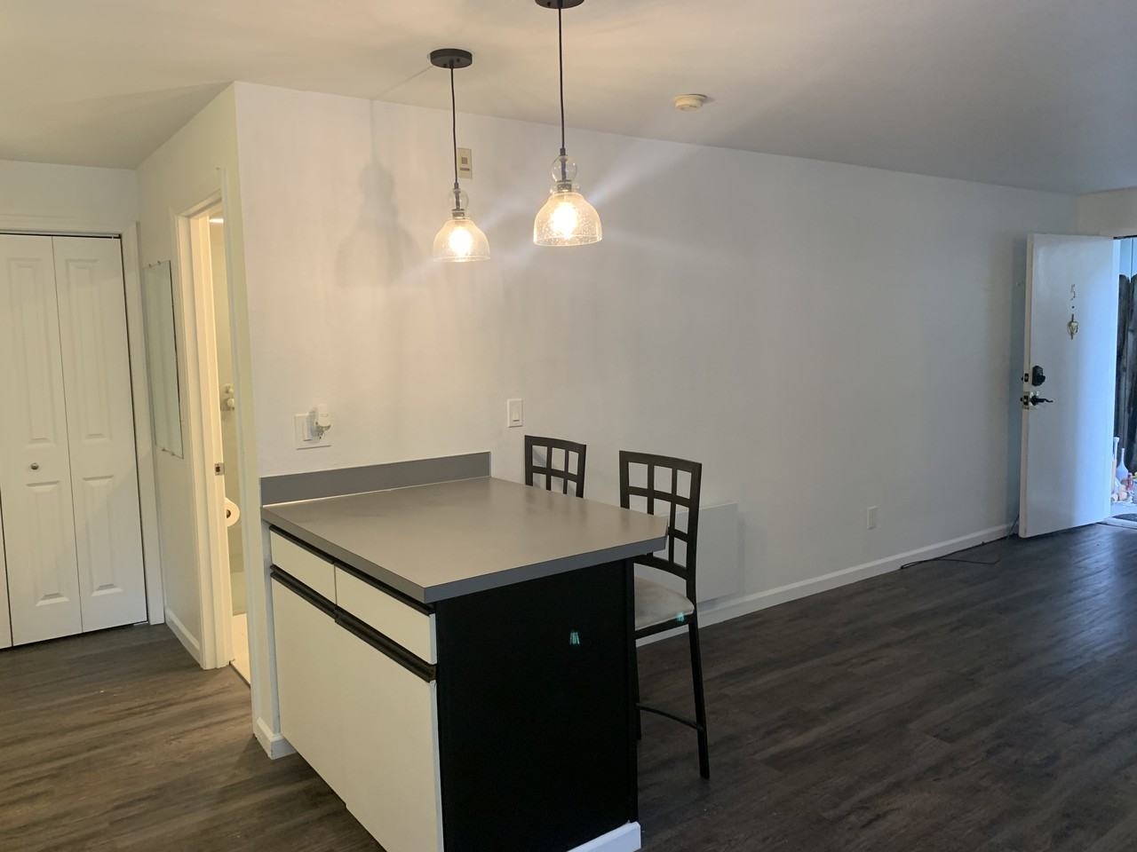 Beachler Apartments - Photo 6 of 20