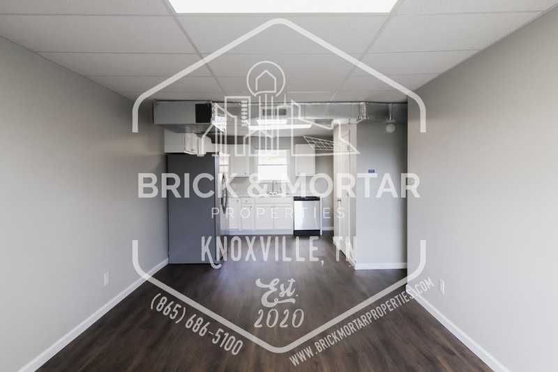 1005 Clendenen Rd - Photo 3 of 16