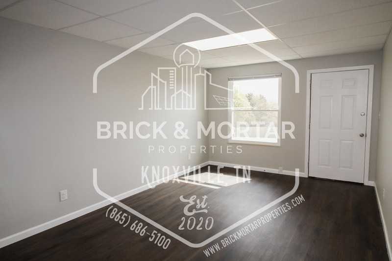 1005 Clendenen Rd - Photo 4 of 16