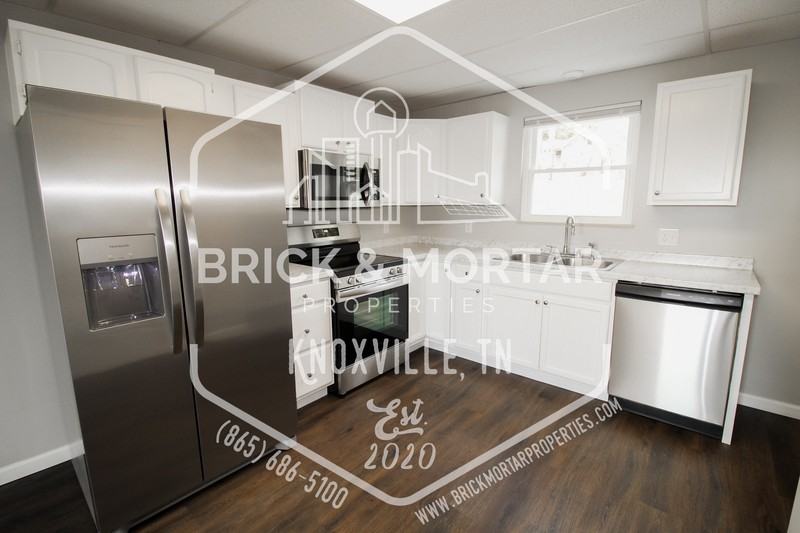 1005 Clendenen Rd - Photo 5 of 16