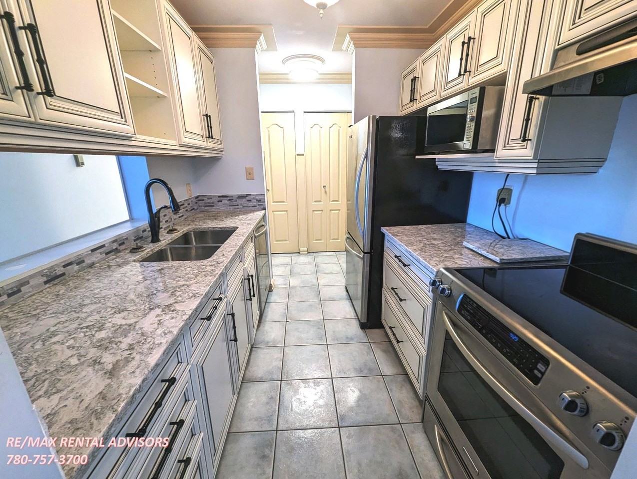 6720 158 Ave Nw - Photo 2 of 12