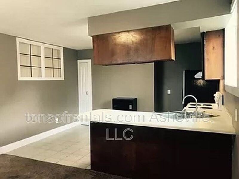 100 Dania Dr - Photo 4 of 9