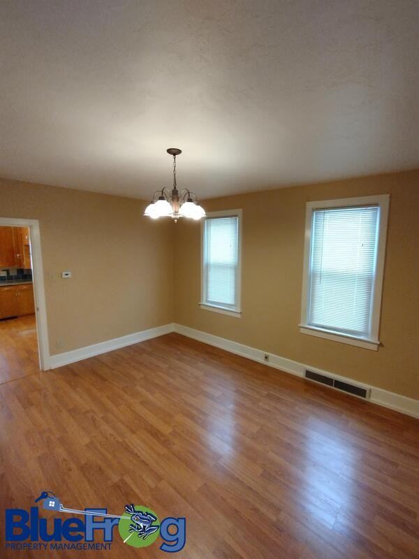 1433 S 10th St - Photo 2 of 10