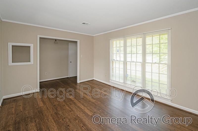 3540 Carriage Pl - Photo 6 of 43