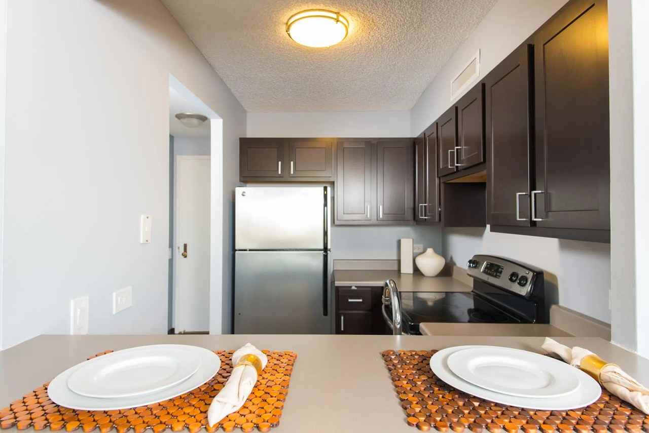 W Madison St - Photo 3 of 7