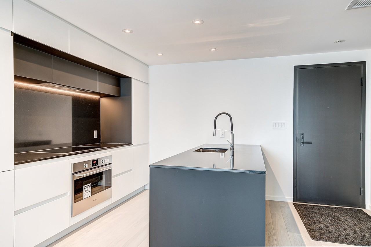 1616 Rue Des Bassins, Montréal, QC H3J 0C3 2 Bedroom Condo for 2,750