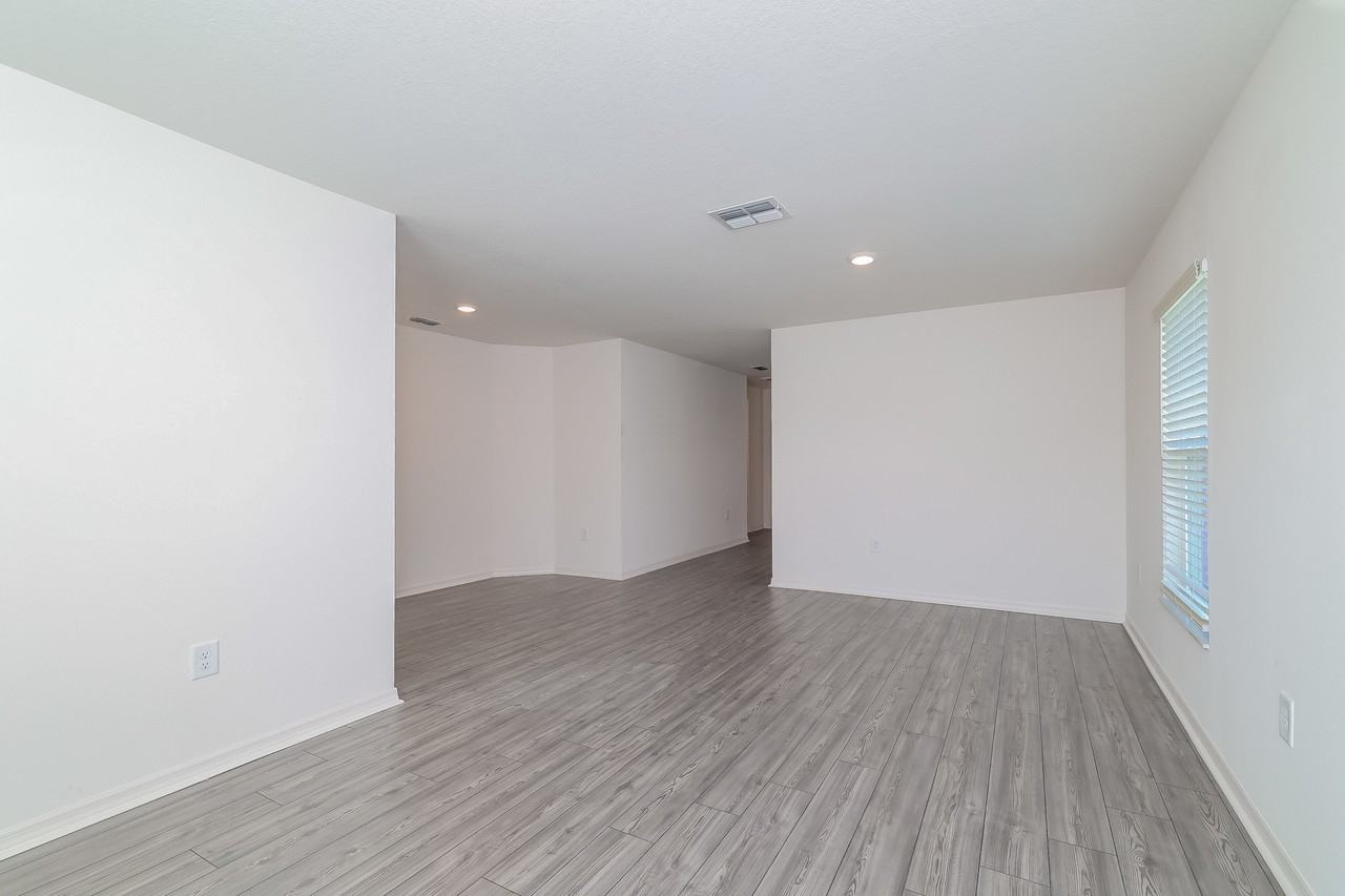 429 Kensington View Dr - Photo 3 of 19