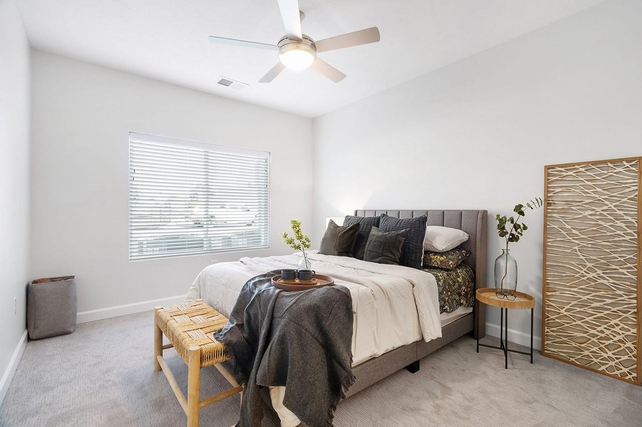 Page Living at Pinnacle Hills - Photo 7 of 93