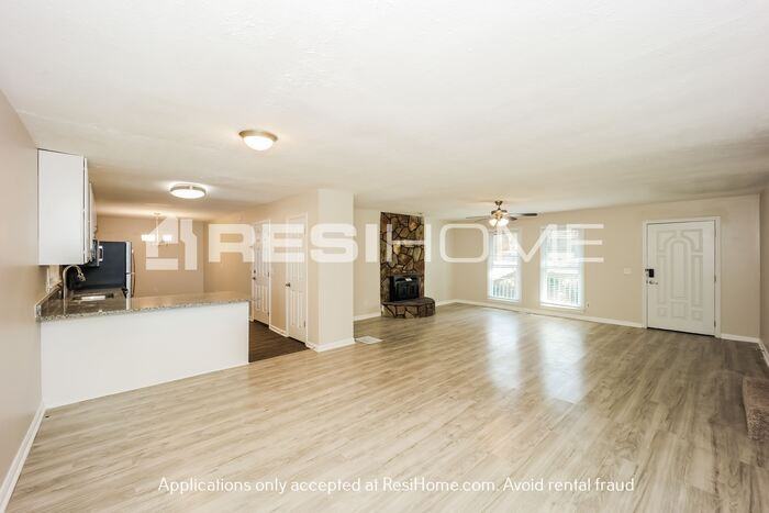 40 E Wedgewood Cir - Photo 3 of 21