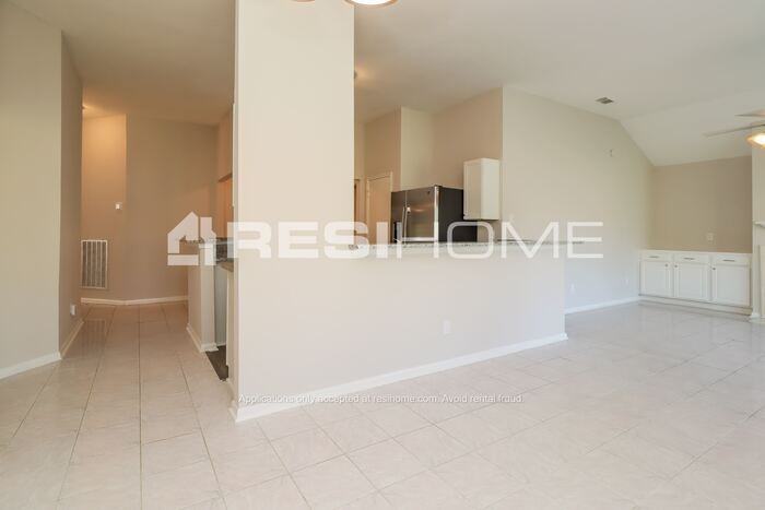 7866 Sawmill Trl - Photo 3 of 24