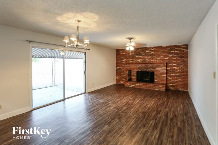 5369 S Siesta Ln - Photo 2 of 15