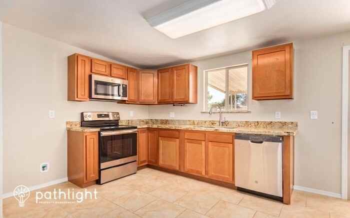 7840 E Joshua Pl - Photo 2 of 15