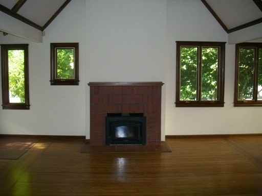 2657 7th Ave - Photo 2 of 9