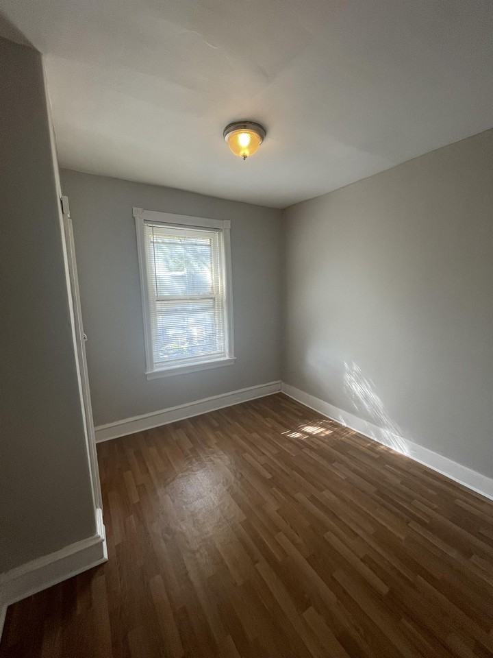 2828 W Clementine St #1 - Photo 5 of 15