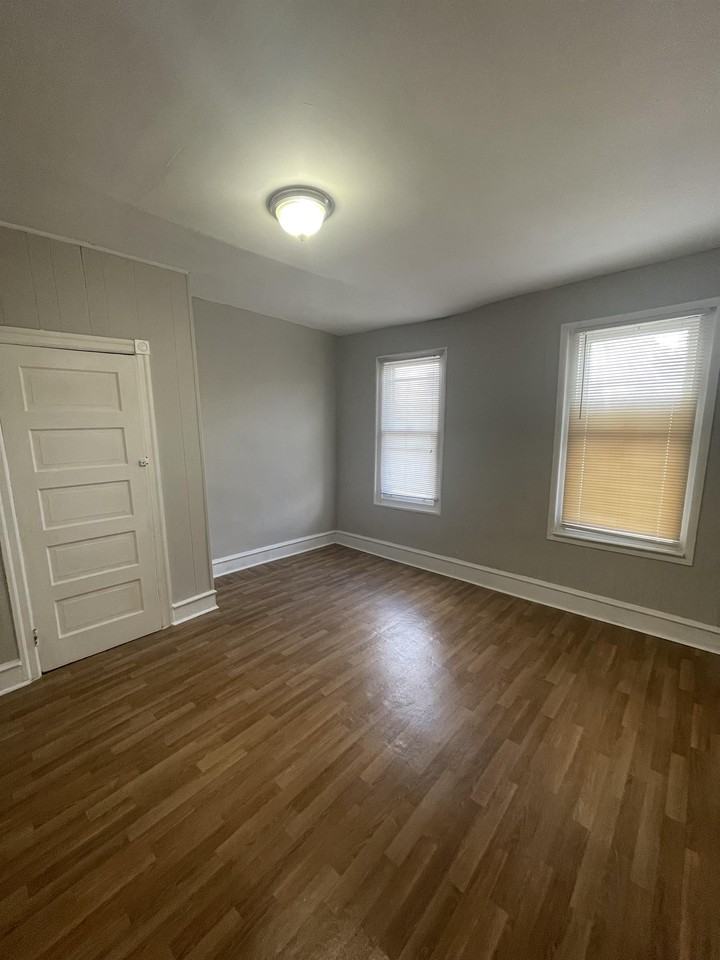 2828 W Clementine St #1 - Photo 7 of 15