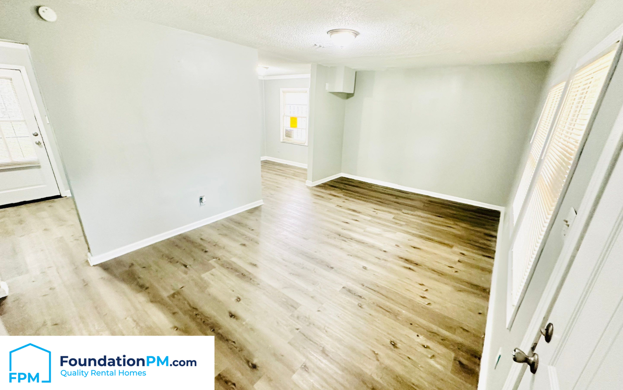 3181 Parham St #1 - Photo 7 of 17