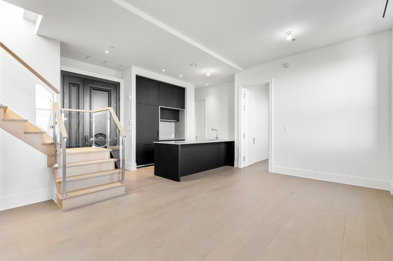 201 Avenue Maplewood - Photo 3 of 26