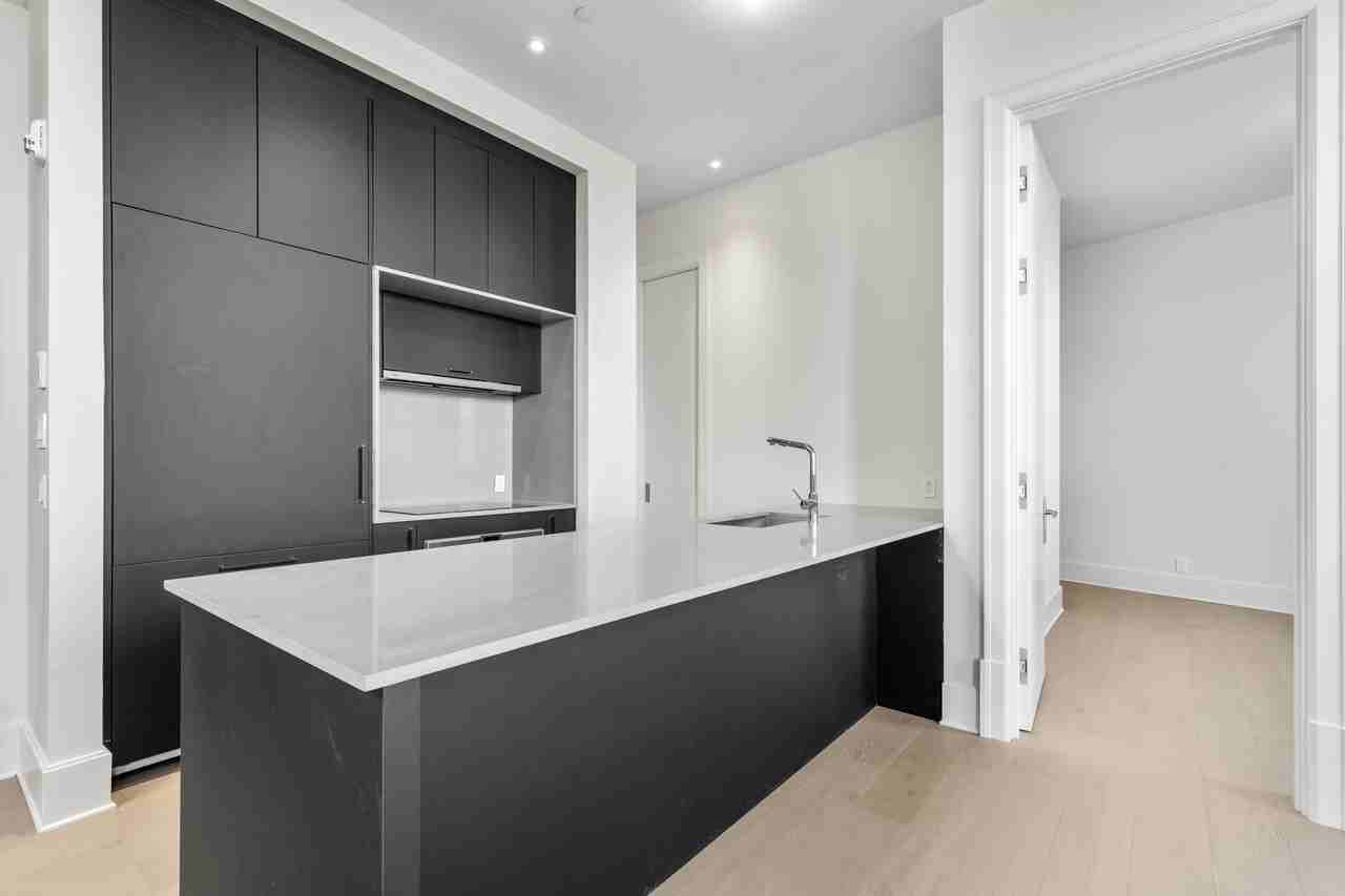 201 Avenue Maplewood - Photo 2 of 26