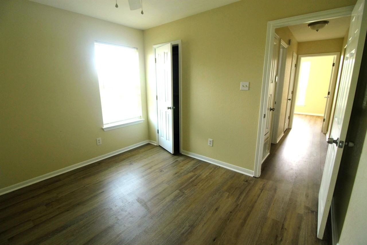 3901 Crosscut Loop #1 - Photo 5 of 17