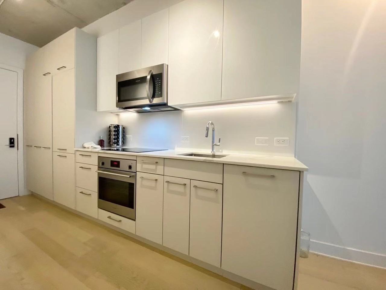 2020G Boul René-Lévesque O #403 - Photo 3 of 13