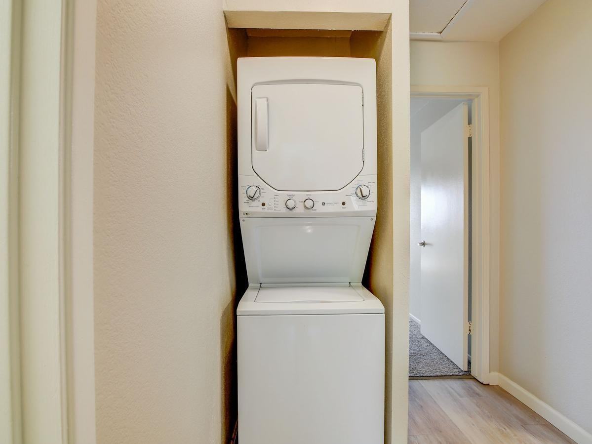 20 North Avenue - Photo 5 of 9