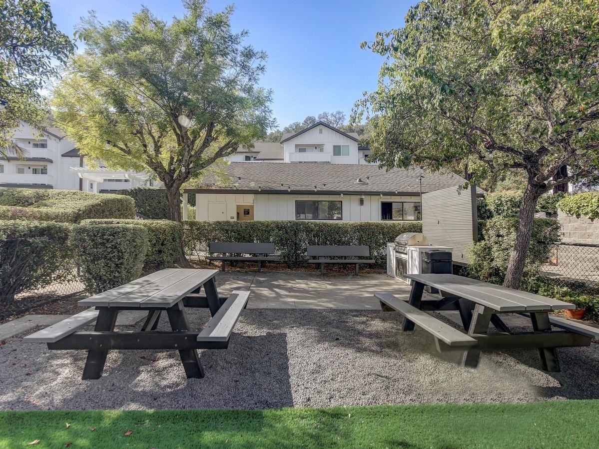 20 North Avenue - Photo 7 of 9