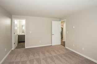 17310 Se Naegeli Dr - Photo 1 of 1