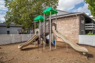 17310 Se Naegeli Dr - Photo 1 of 1
