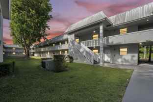 17255 Sw 95th Ave - Photo 1 of 1